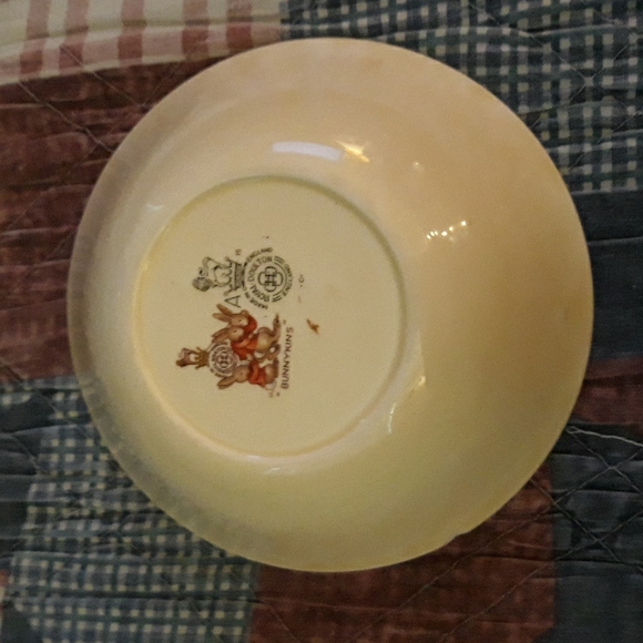 Bunnykins by Royal Doulton Chick Pulling Bunny Couple! Cereal Bowl 6" - Picture 2 of 5